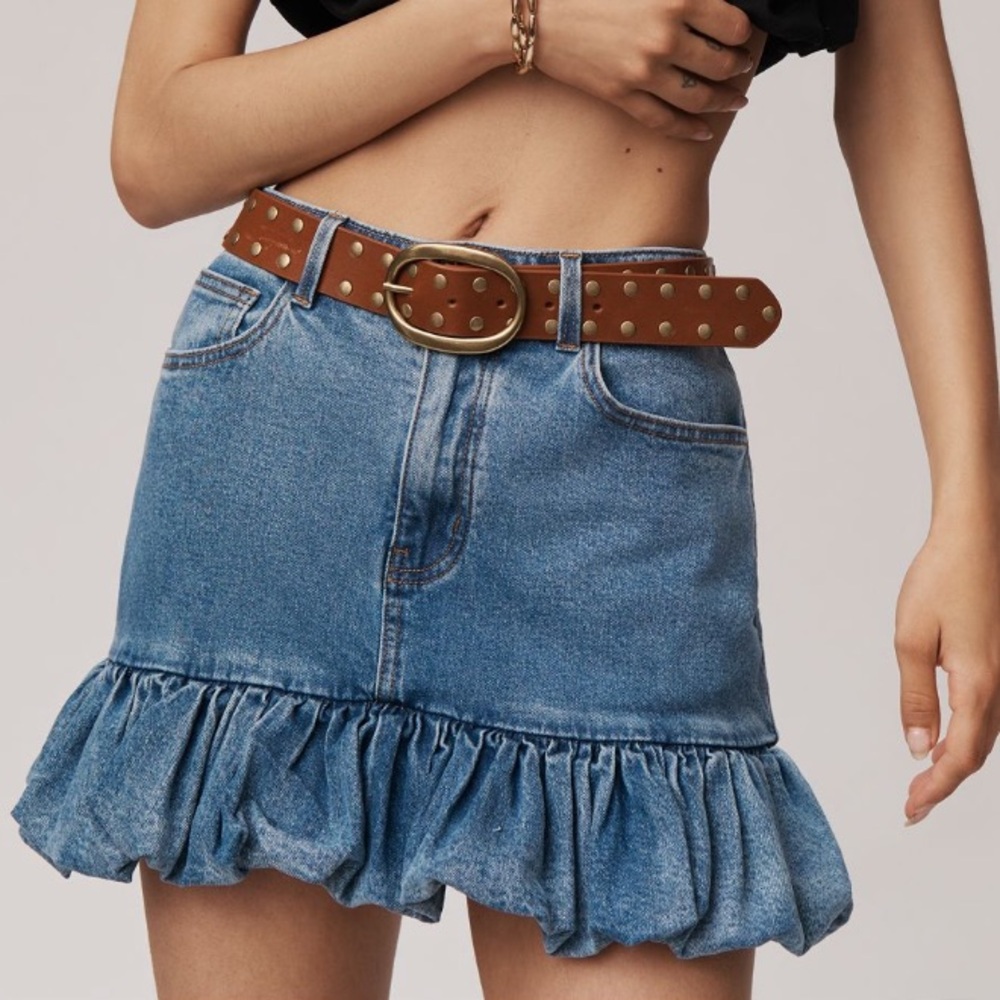 Siempre Naomi Denim Bubble- Hem Ruffle Mini Skirt